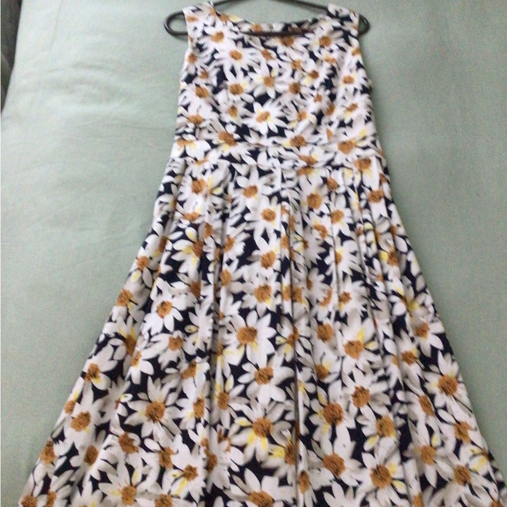 Floral Sleeveless Dress